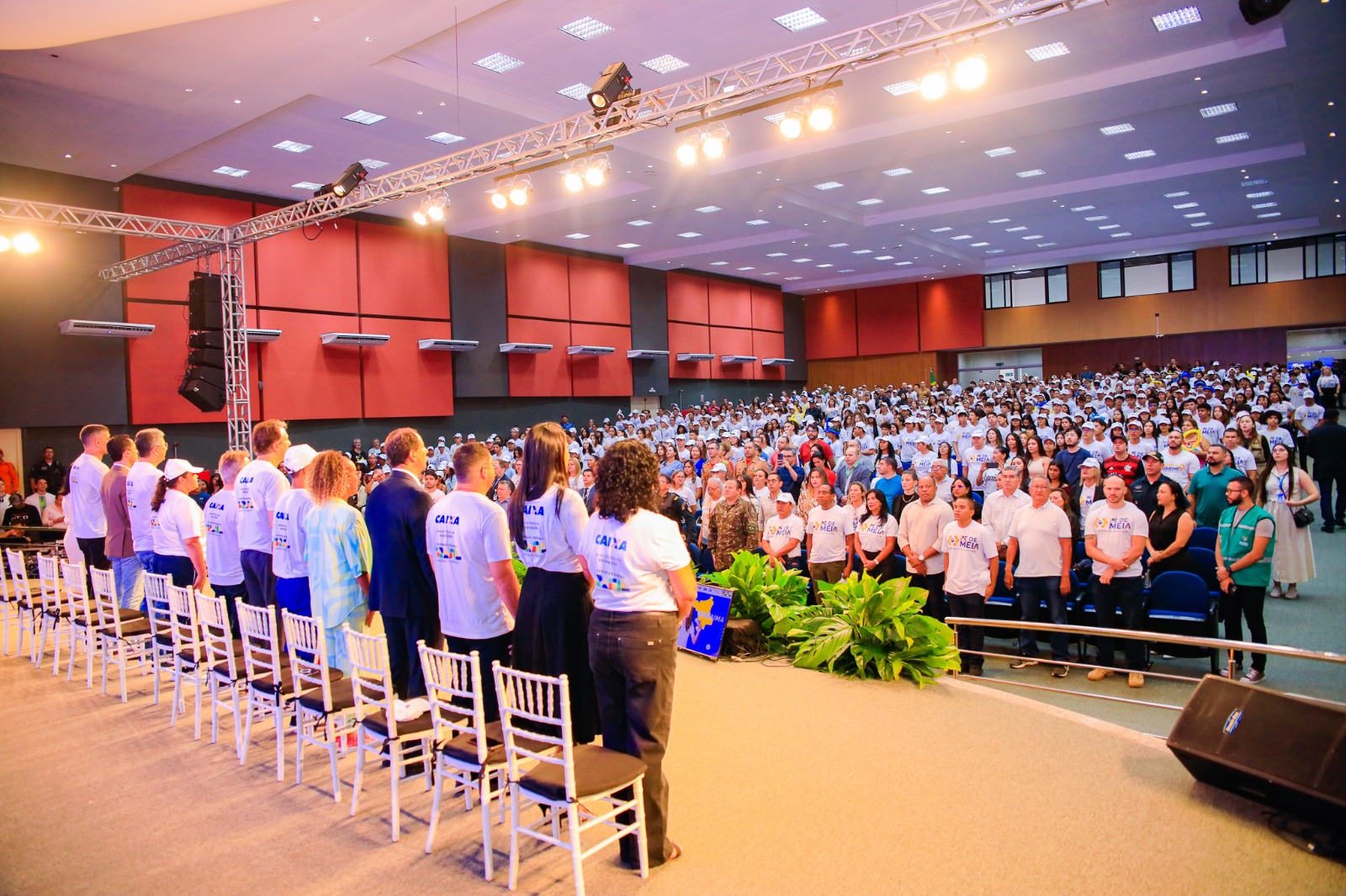 Governo Federal e Roraima Lançam Programa Pé-de-Meia para Alunos do Ensino Médio.